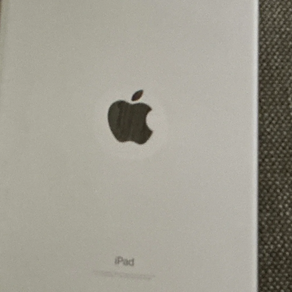 APPLE IPAD 6th GENERATION TOUCH SCREEN